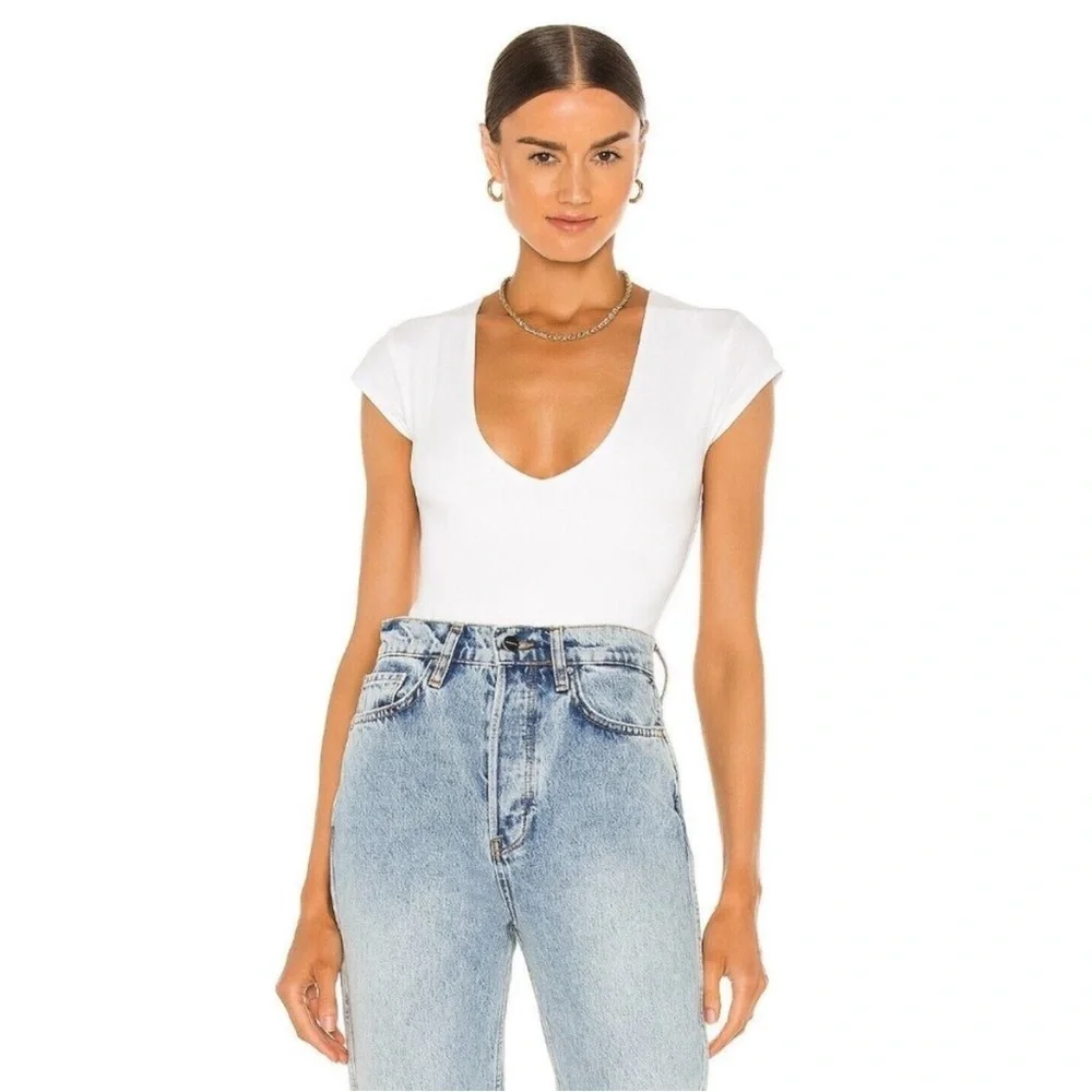 ATM Anthony Thomas Melillo V-Neck White Bodysuit NWT - Size Medium